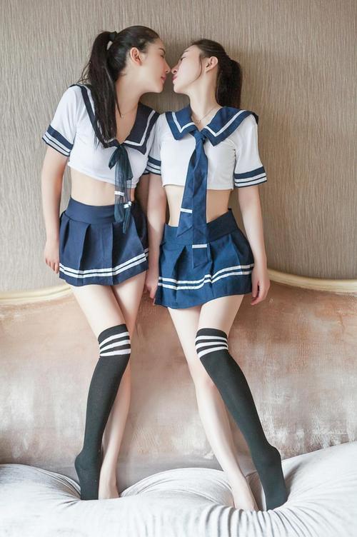 推女郎李丽莎,知名模特,拥有完美身材,展现极致诱惑